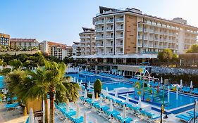 Ramada Resort Kusadasi & Golf